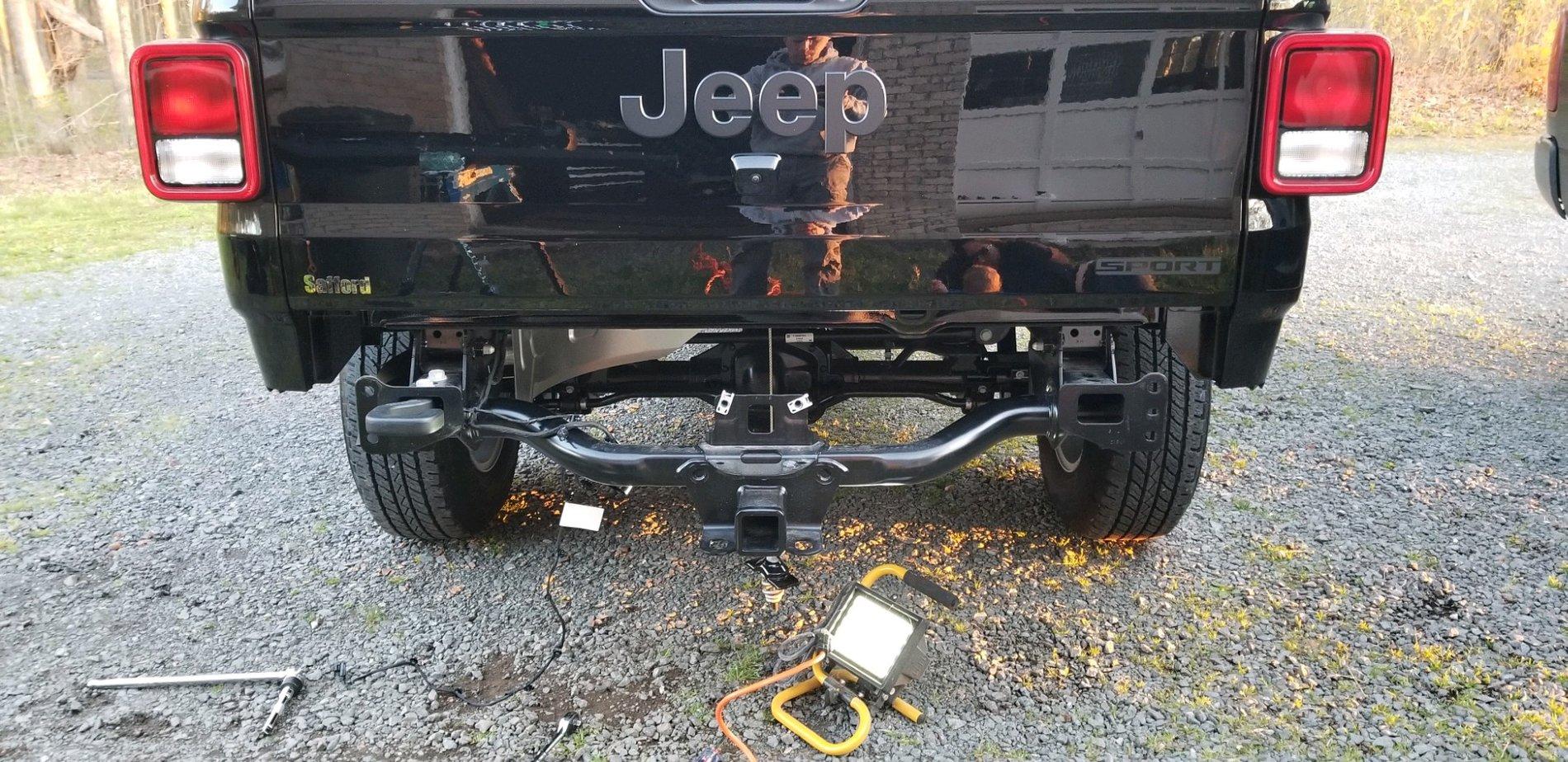 Jeep Gladiator Rubiclone Lunch Addition Rear bumper install 