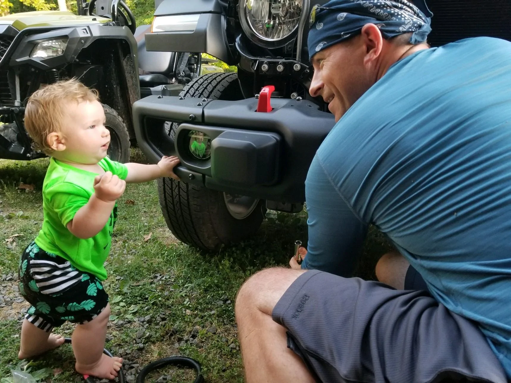 Jeep Gladiator Rubiclone Lunch Addition Kid helper