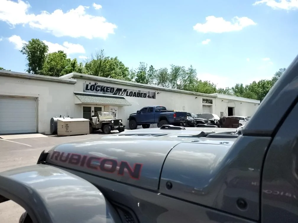 Jeep Gladiator Jeeps Parking Next To Jeeps 22692