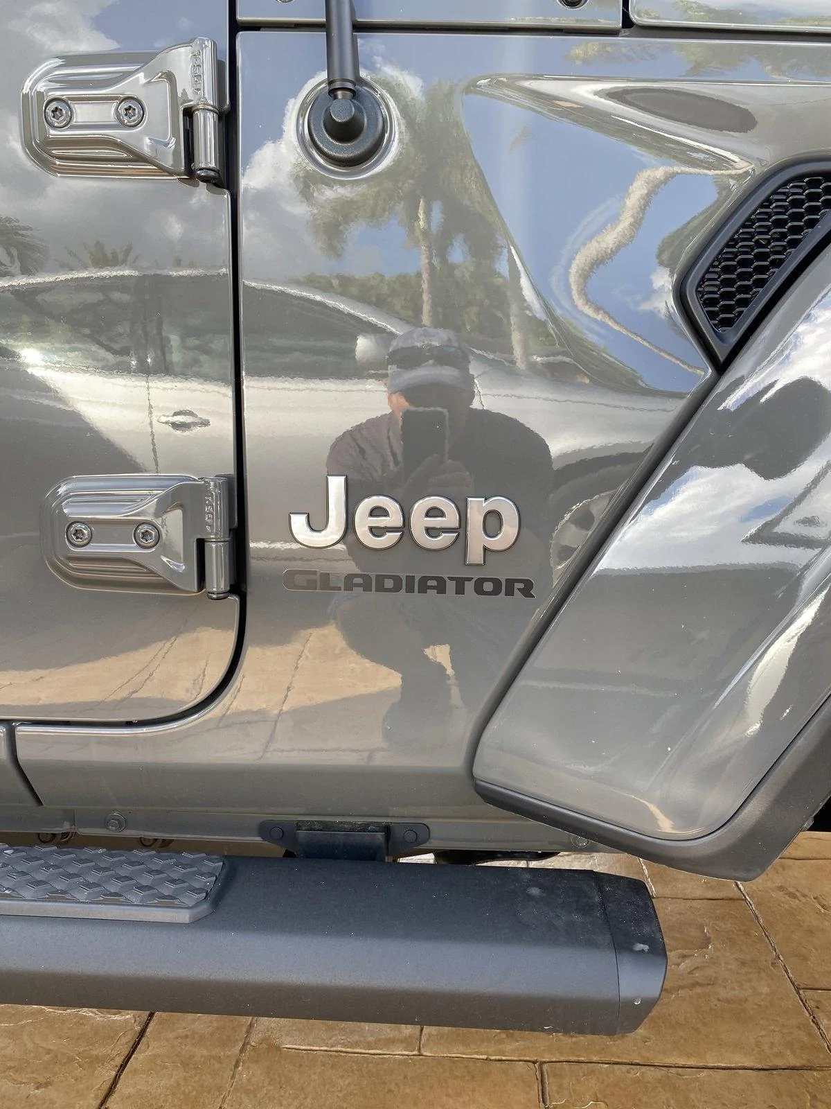 Jeep Gladiator Pork and Beans 9B0BE675-D20A-429D-A00D-45F58E3489D0