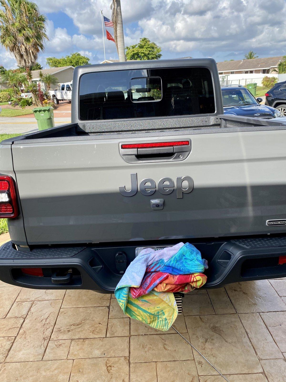 Jeep Gladiator Pork and Beans 8A605F82-E6FD-472E-AD5B-9F5F267C048E