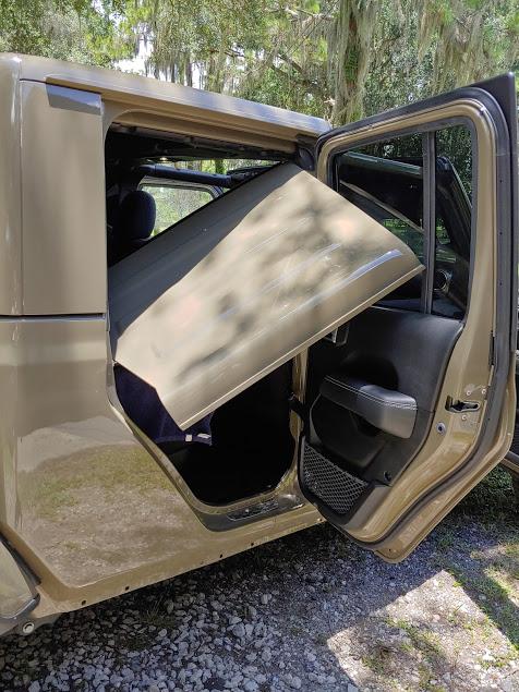 Jeep Gladiator Freedom panel storage idea putitin