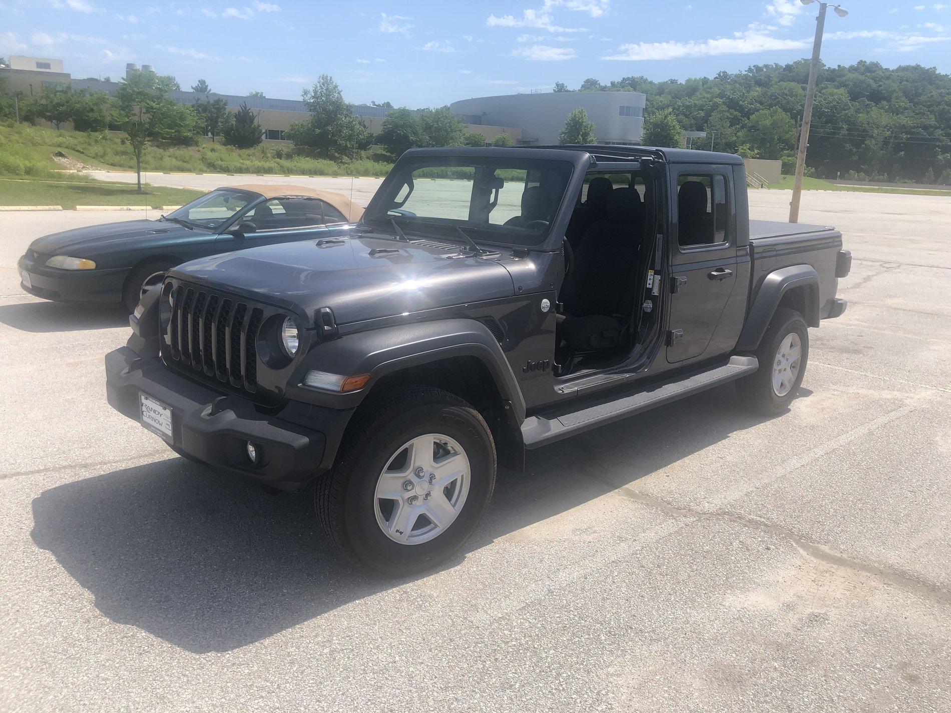 Jeep Gladiator What Would Be A Good OTD Price on this Jeep 46894B95-D2CA-48A9-B64C-10476BEBB5B3