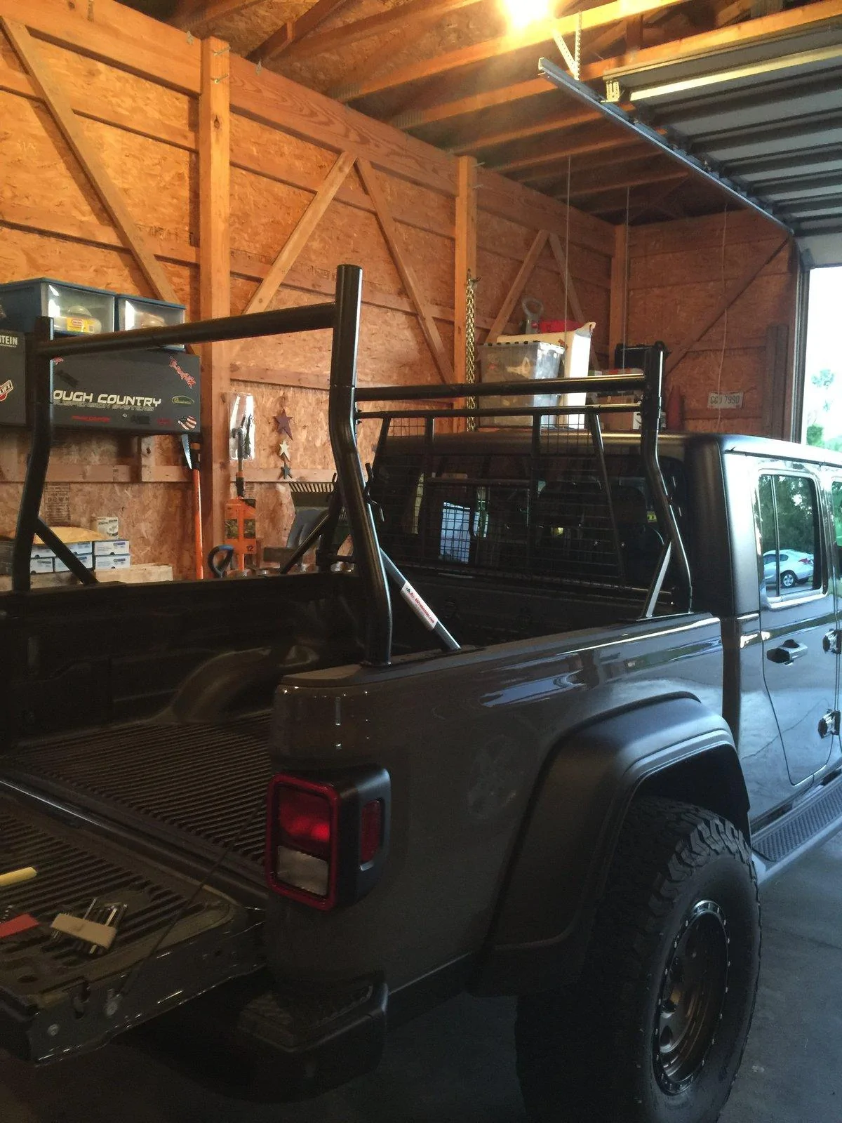 Jeep Gladiator Bed rack/storage for kayaks IMG-7501