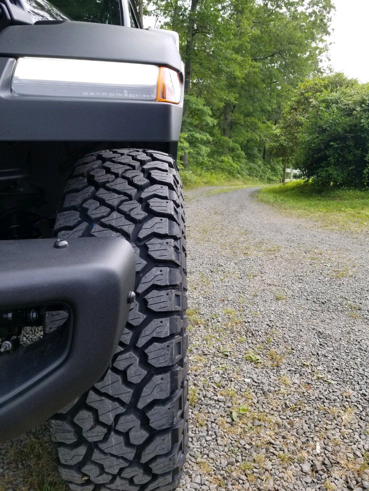Jeep Gladiator Rubiclone Lunch Addition Front tire look