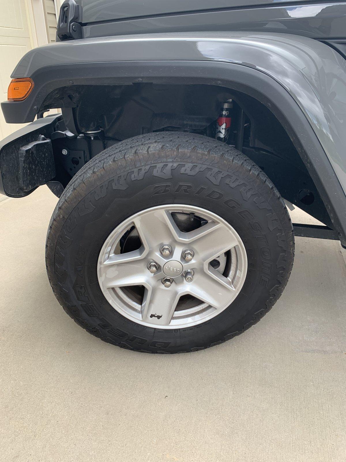 Jeep Gladiator Rubicon to Sport S suspension swap AD46686D-9626-4CA1-82A6-178106EA481B