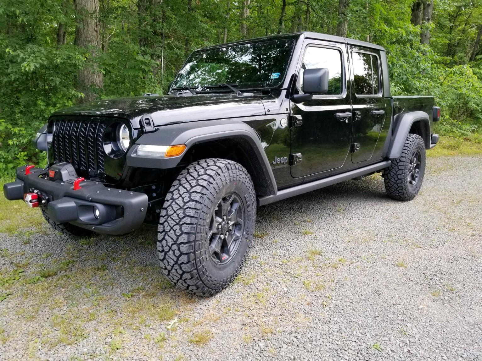 Jeep Gladiator Bunchahoopla White Sport Build Front three four w tires