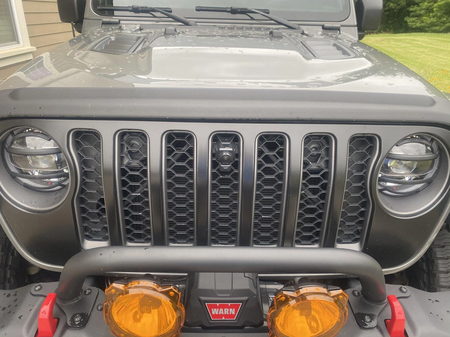 Jeep Gladiator Punkin for black grill swap 8E7641AE-BB9D-4523-9083-A7BF7276B7D1