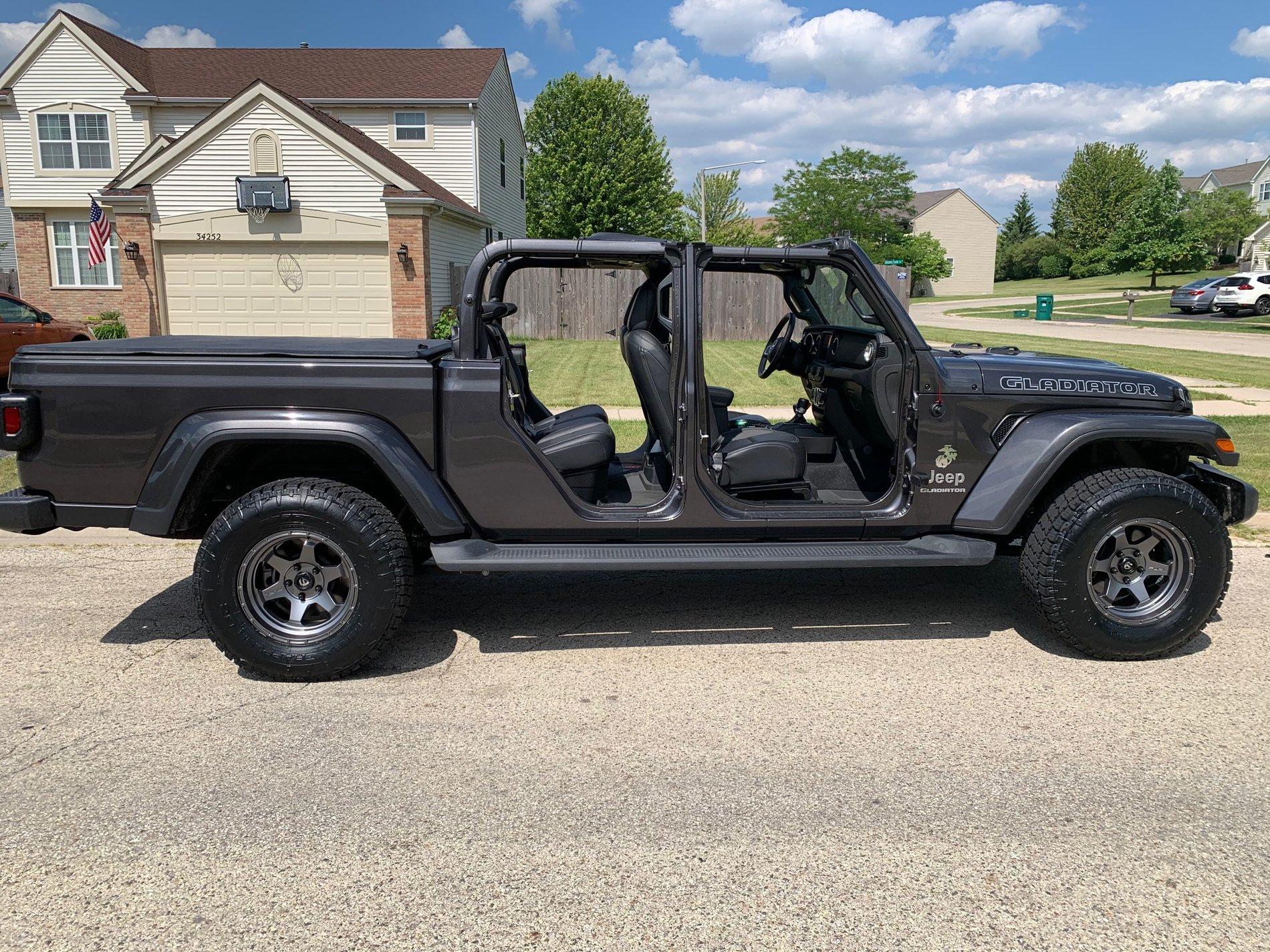 Jeep Gladiator GRANITE CRYSTAL JT Gladiator Club IMG_5185