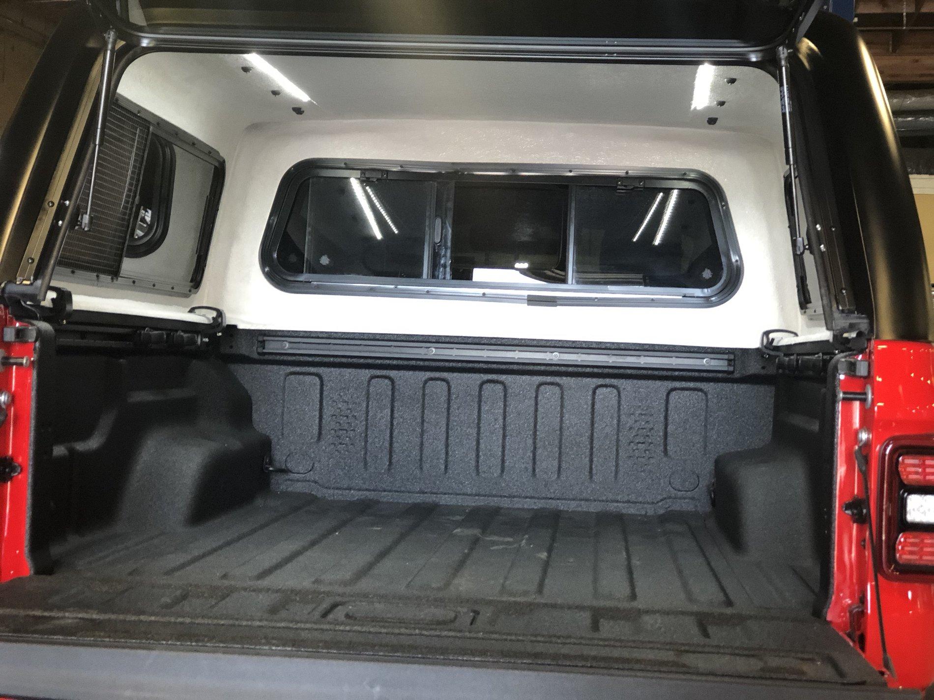 Jeep Gladiator Gladiator Fiberglass Shell xd25B1JYSJSB3UwPXyW%2A