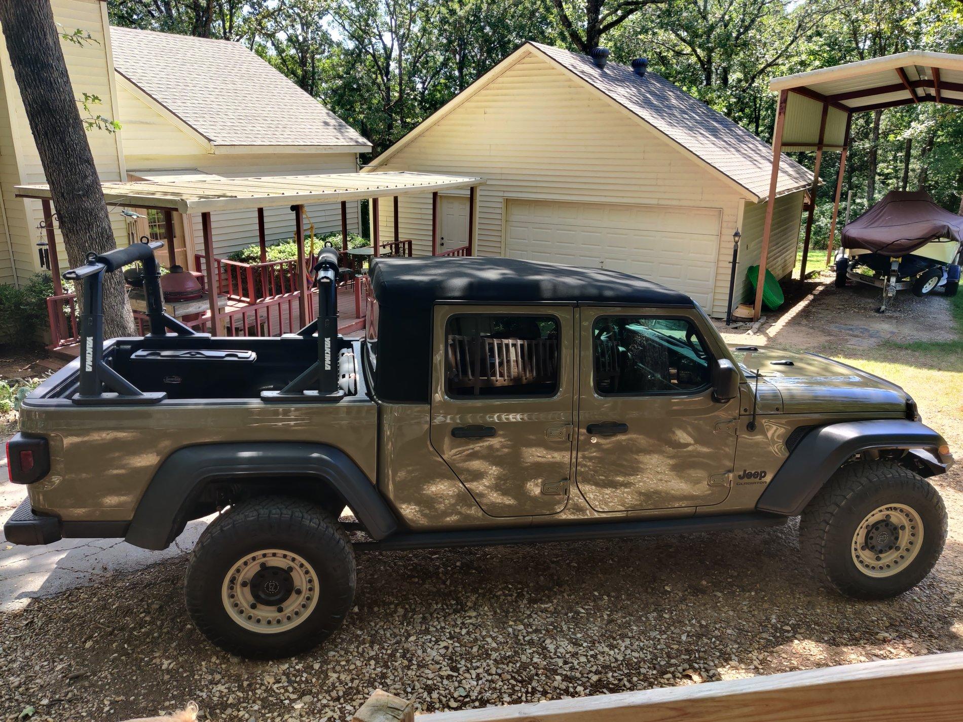 Jeep Gladiator Premium Soft Top - Sold. 15924971886795099592813243178550