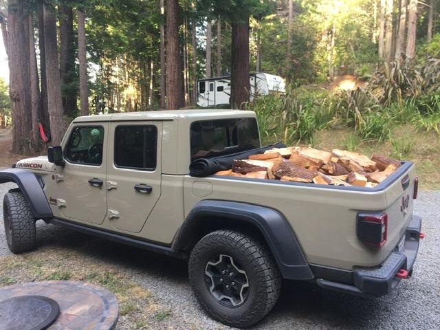 Jeep Gladiator Post your payload pics! 63E170A8-AB63-465C-A298-30D8BA0602DF
