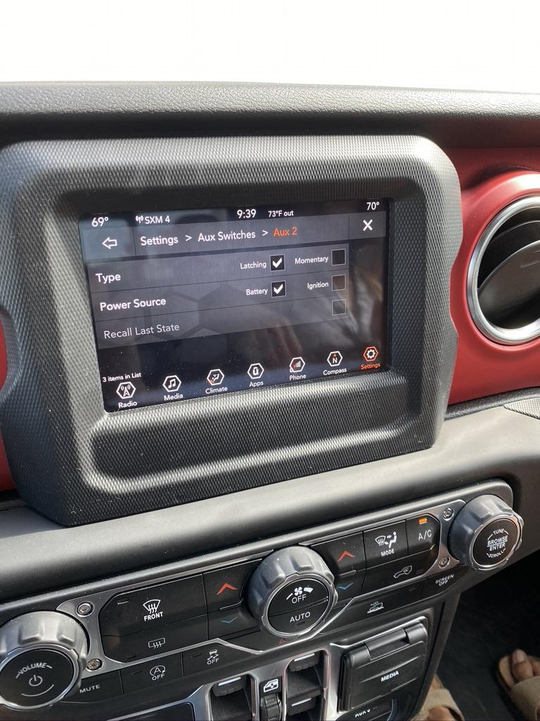 Jeep Gladiator Added MOPAR Aux Switch Pod - The results... 97D726F2-032C-4D06-9C46-24605291E42F_1_105_c