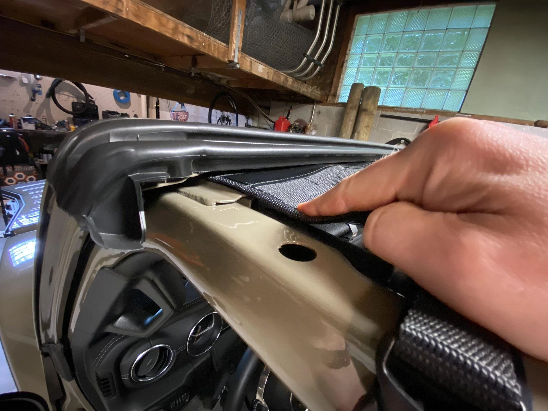 Jeep Gladiator Just installed JTop flag sunshade. 05790CF1-8AF5-47D8-AFCB-372D07DDC20E