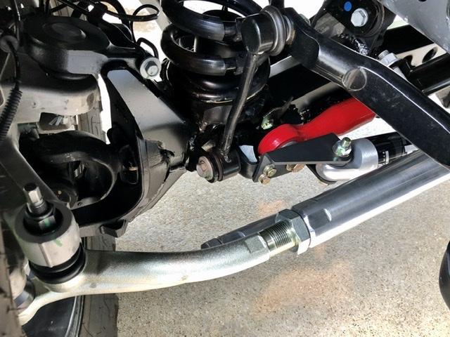 Jeep Gladiator Big Beef for the JTR M210 D9B5762E-C33D-442E-81B4-A0BBE371E323