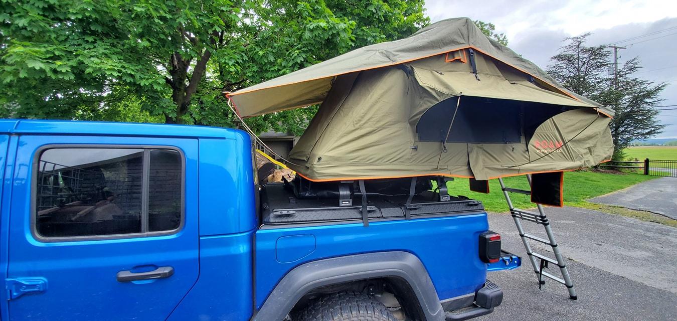 Jeep Gladiator 3+ person rated RTT (roof top tent) over a Gladiator bed...does it fit? 100345051_10158078993706508_4314138058619355136_o