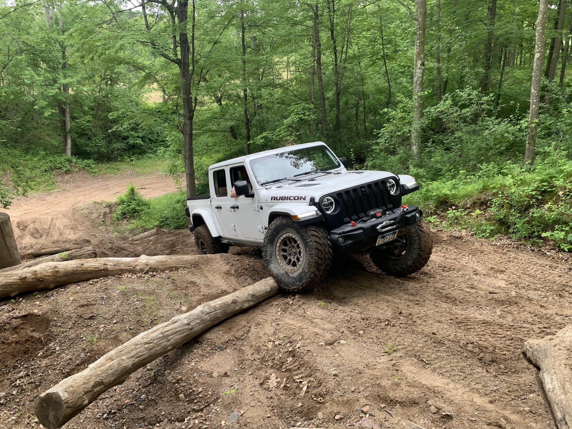 Jeep Gladiator What did you do WITH your Gladiator today? E0A2ABA3-5D9C-4EF1-B762-DFA59891F9EF