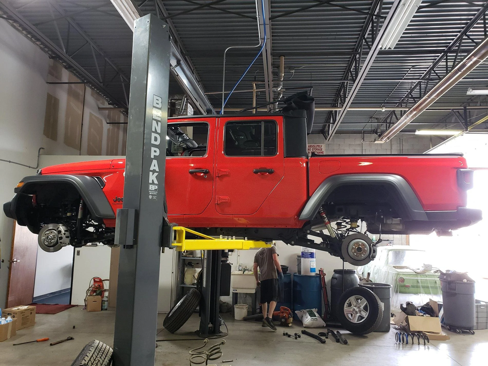 Jeep Gladiator Rubicon to Sport S suspension swap 20200530_135208