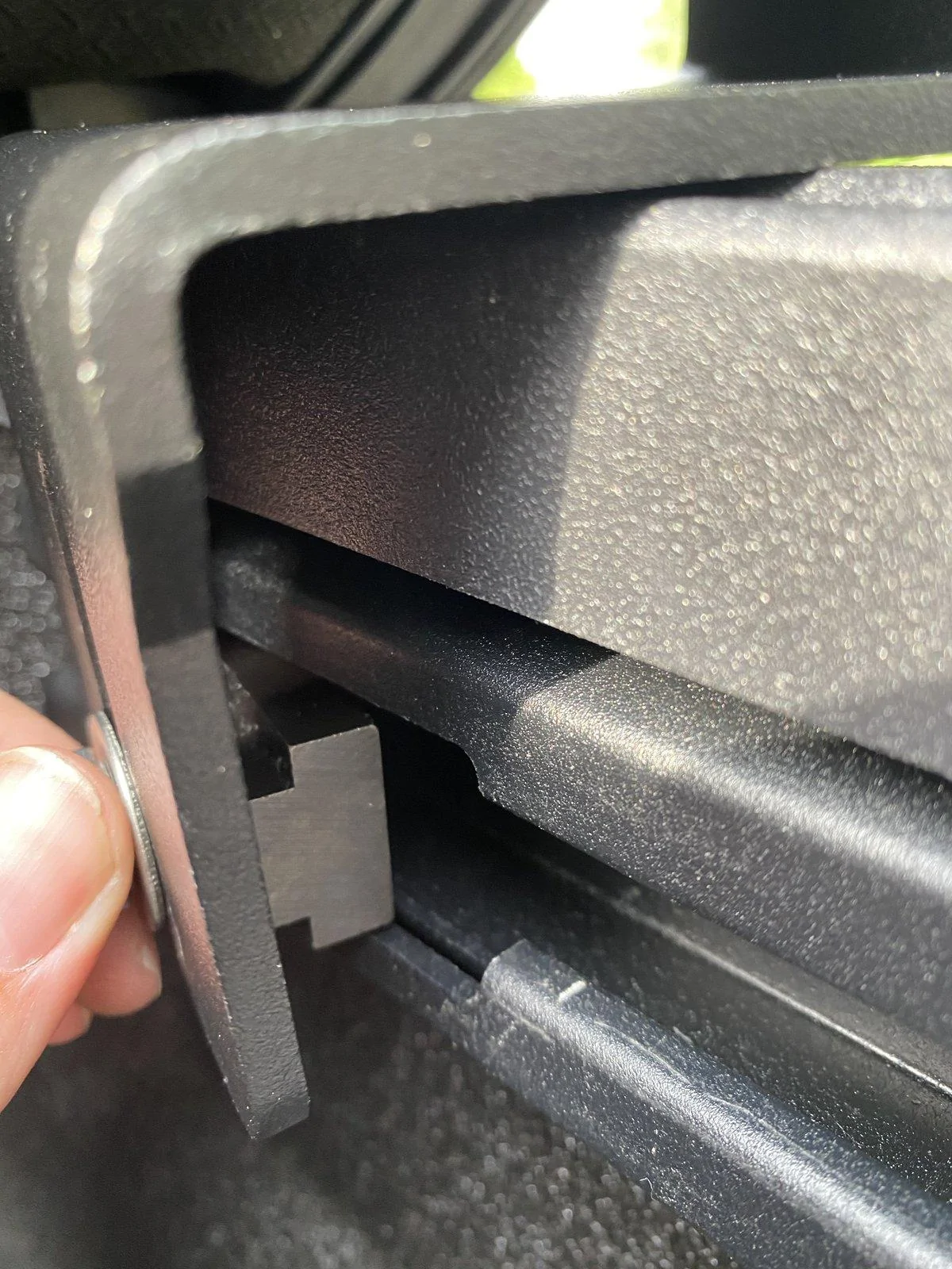 Jeep Gladiator Max Modular 18" bedrack install and review 66167733-97E8-45BC-882C-FC094E2528BC