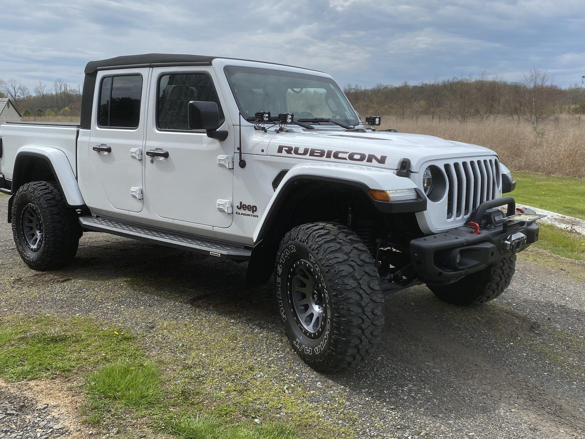 Jeep Gladiator Is this steel rubicon bumper ad legit? IMG_0268