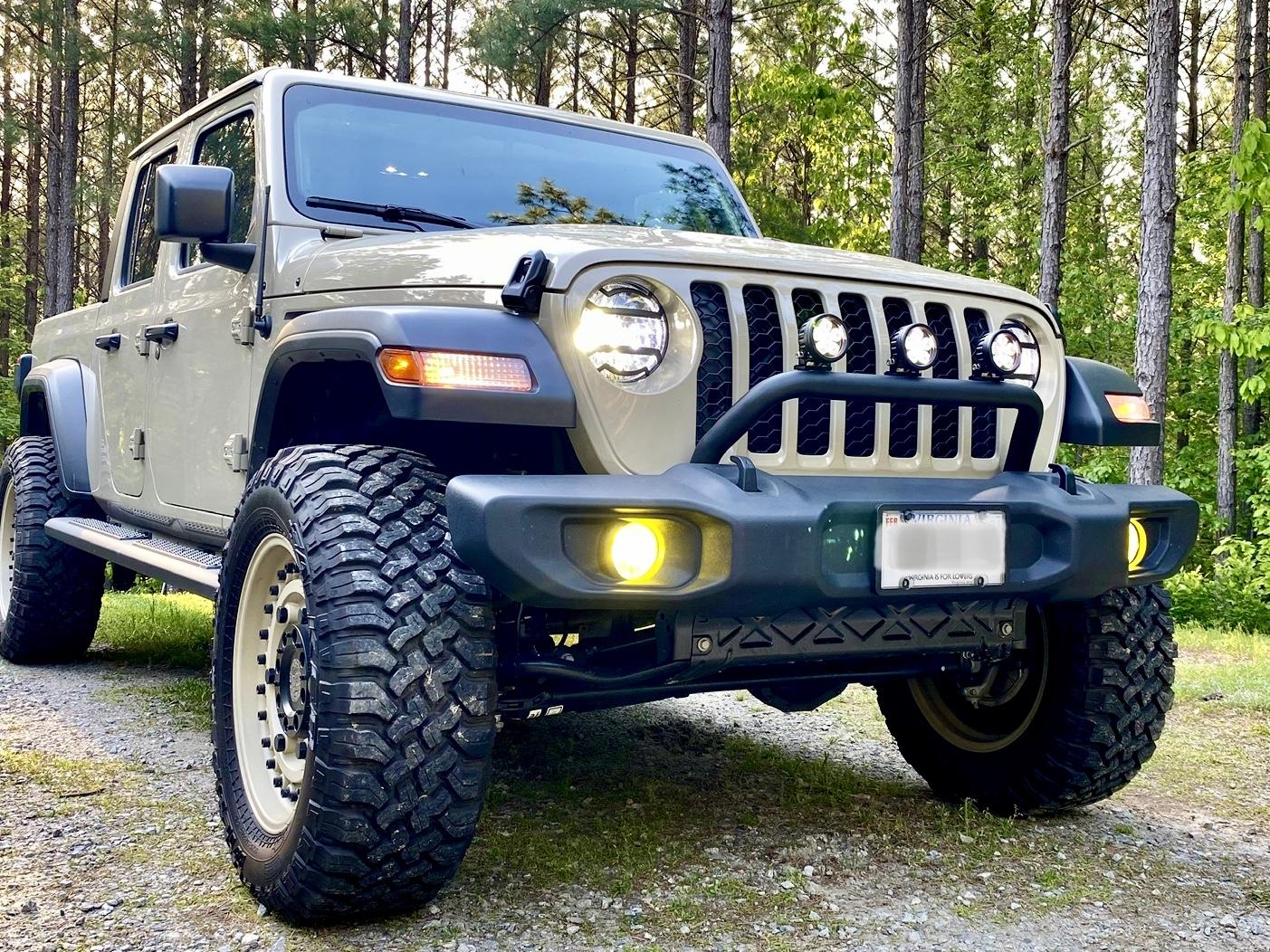 Jeep Gladiator My one week old Gobi! 15160A66-37E5-4228-99E6-B0E5F555BD39