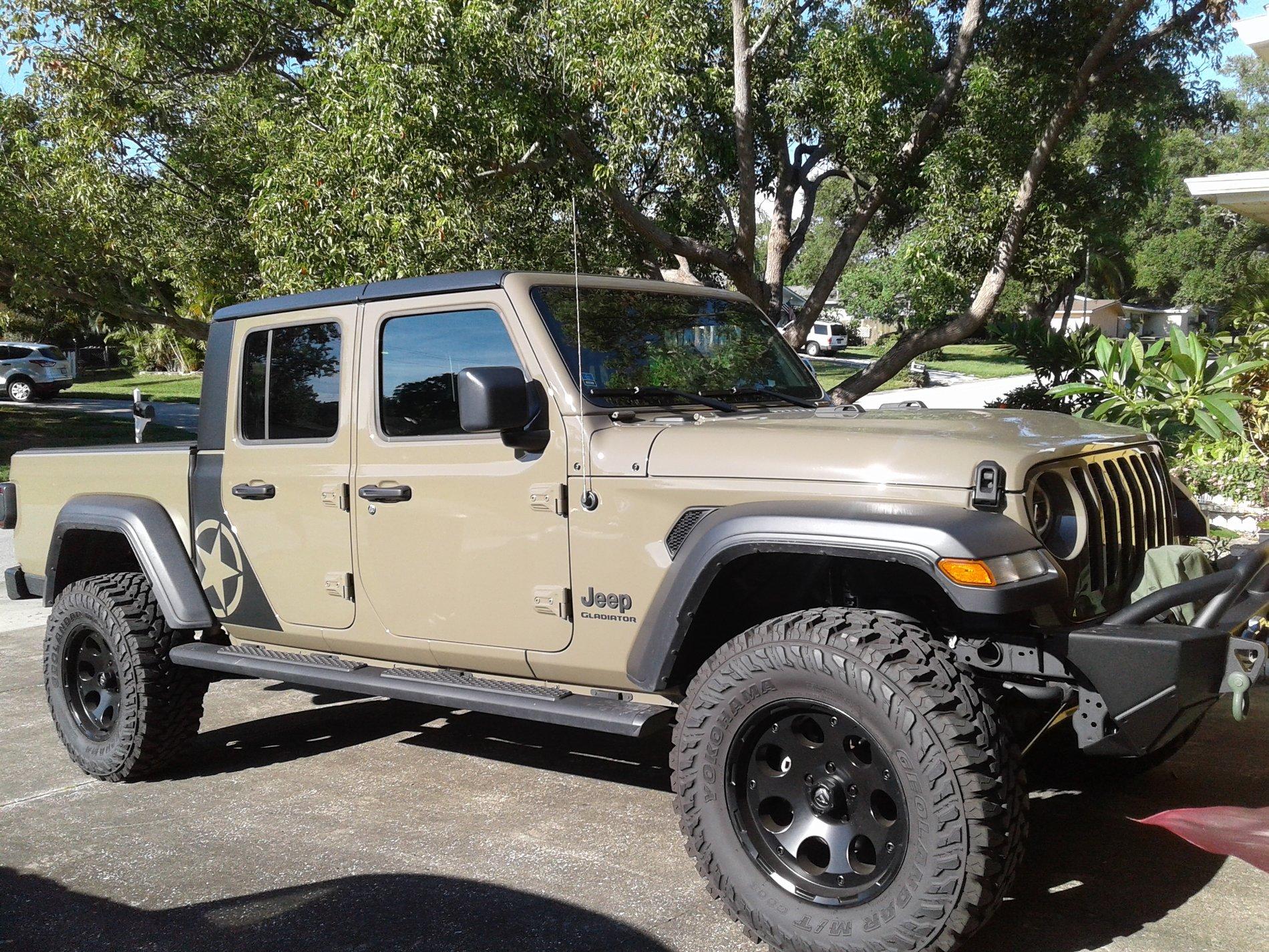Jeep Gladiator Why did everyone decide their trim level (sport vs rubicon etc)? 20200622_181411