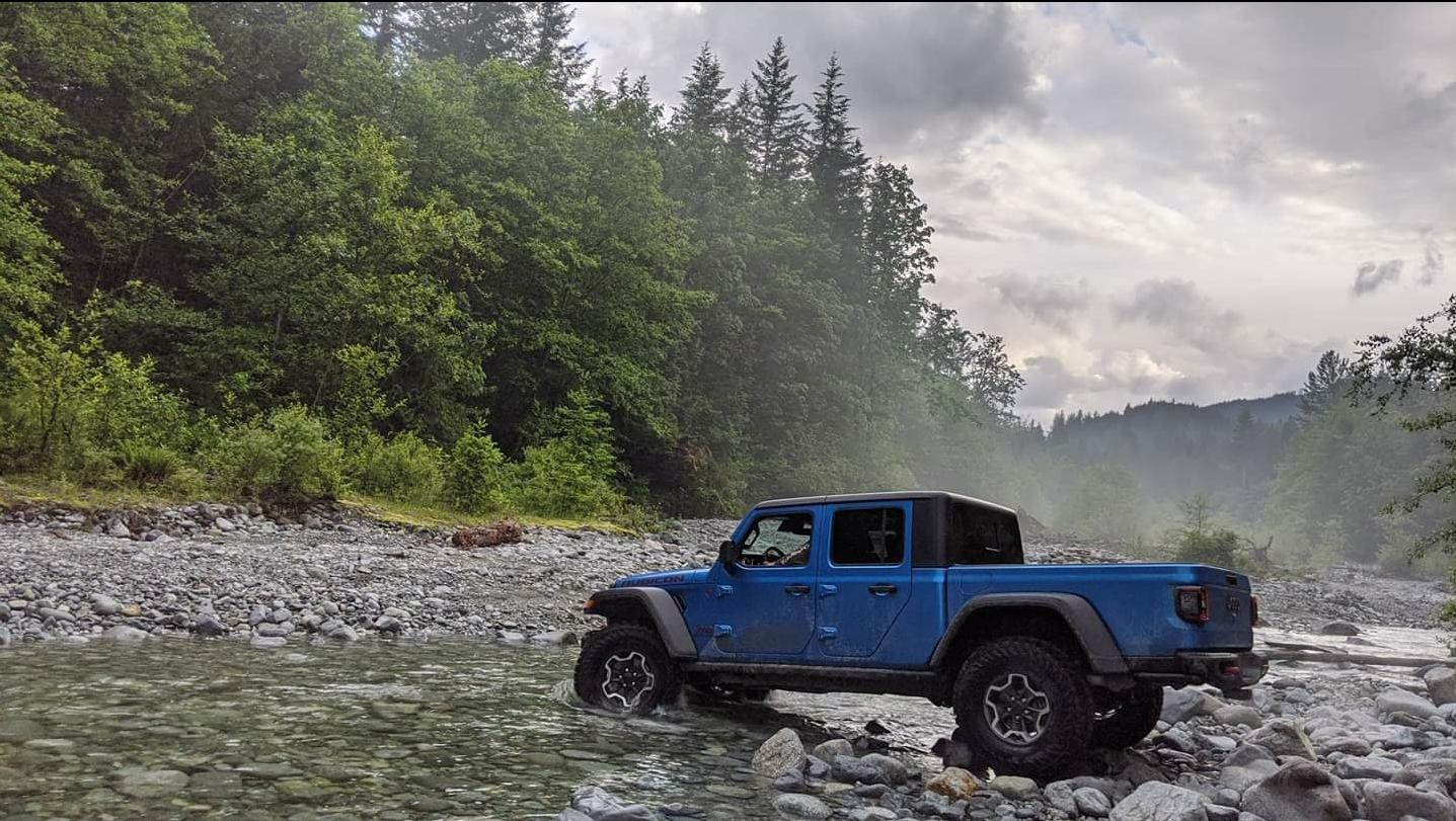 Jeep Gladiator HYDRO BLUE PEARL Gladiator JT Club Screenshot_20200623-084558_Messenger
