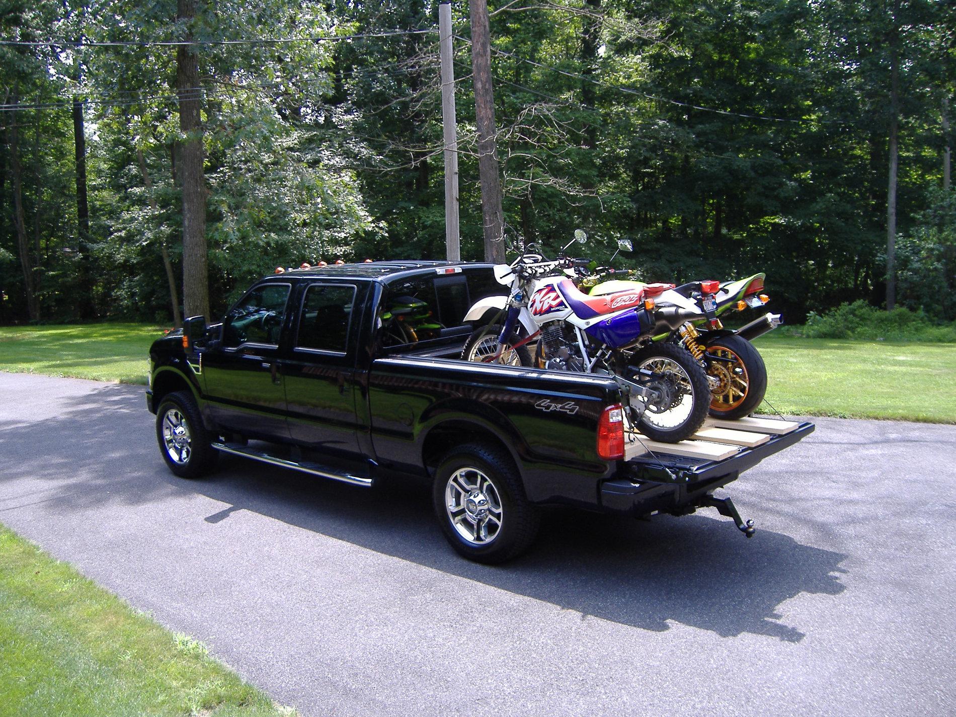 Jeep Gladiator Motorcycle (not a dirt bike) in the bed. 302