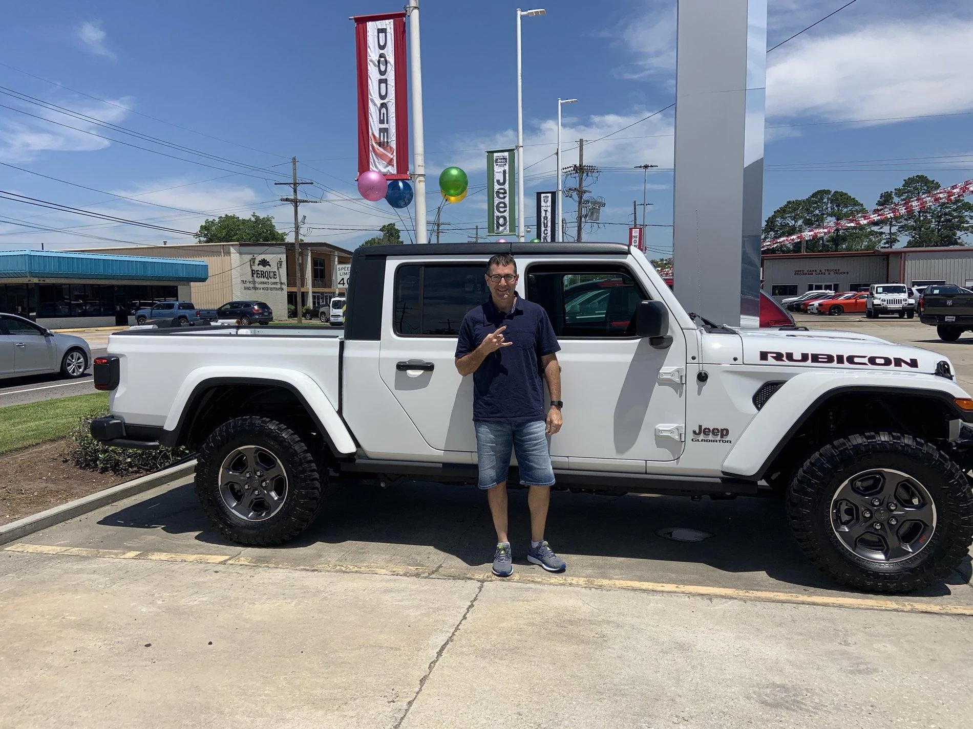 Jeep Gladiator BRIGHT WHITE Gladiator JT Club qX%ZpmefRl2iul+4D3m5Tg