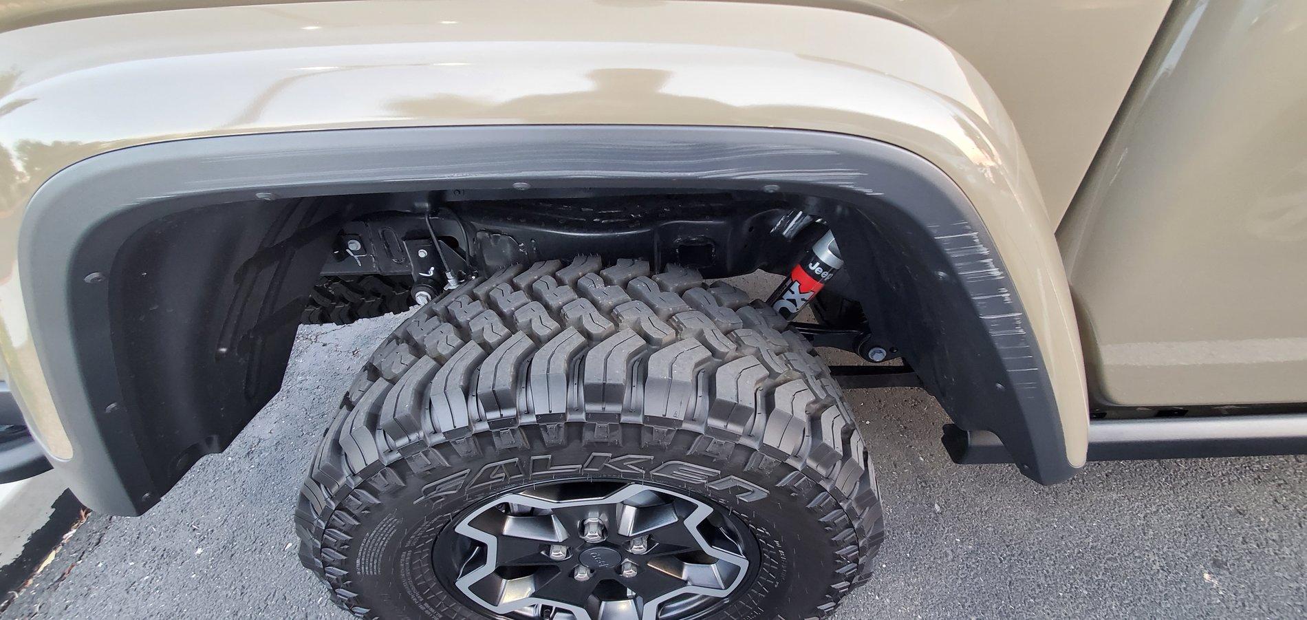 Jeep Gladiator Rear Wheel Fender Trim 20200620_053658