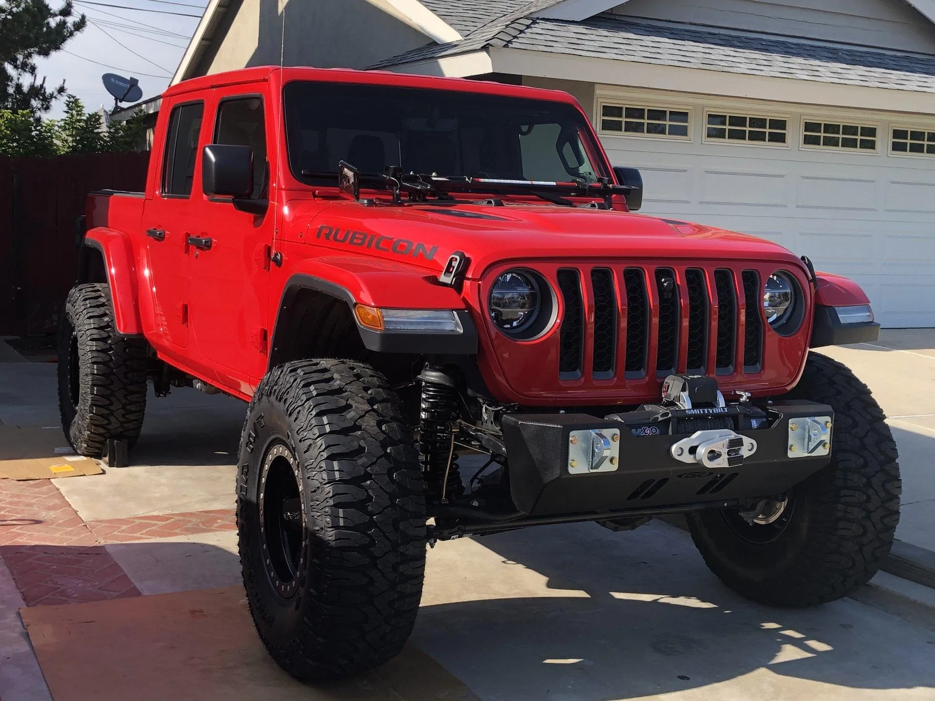 Jeep Gladiator Seeing red in SoCal! Watch G.G. (Gladys the Gladiator) transform! 9CB431B9-1429-4549-AF67-30F0CE881004