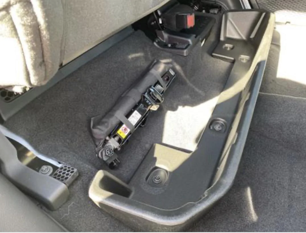 Jeep Gladiator New OEM under seat storage box. 62E20BAE-142E-4DF6-9B28-2EF41CE31917