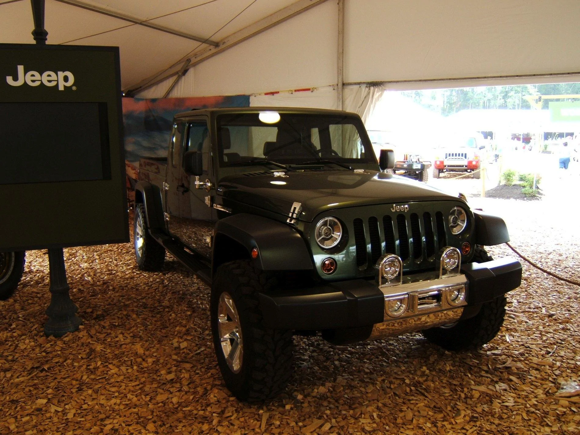 Jeep Gladiator Blast from the past. CampJeep2005 065