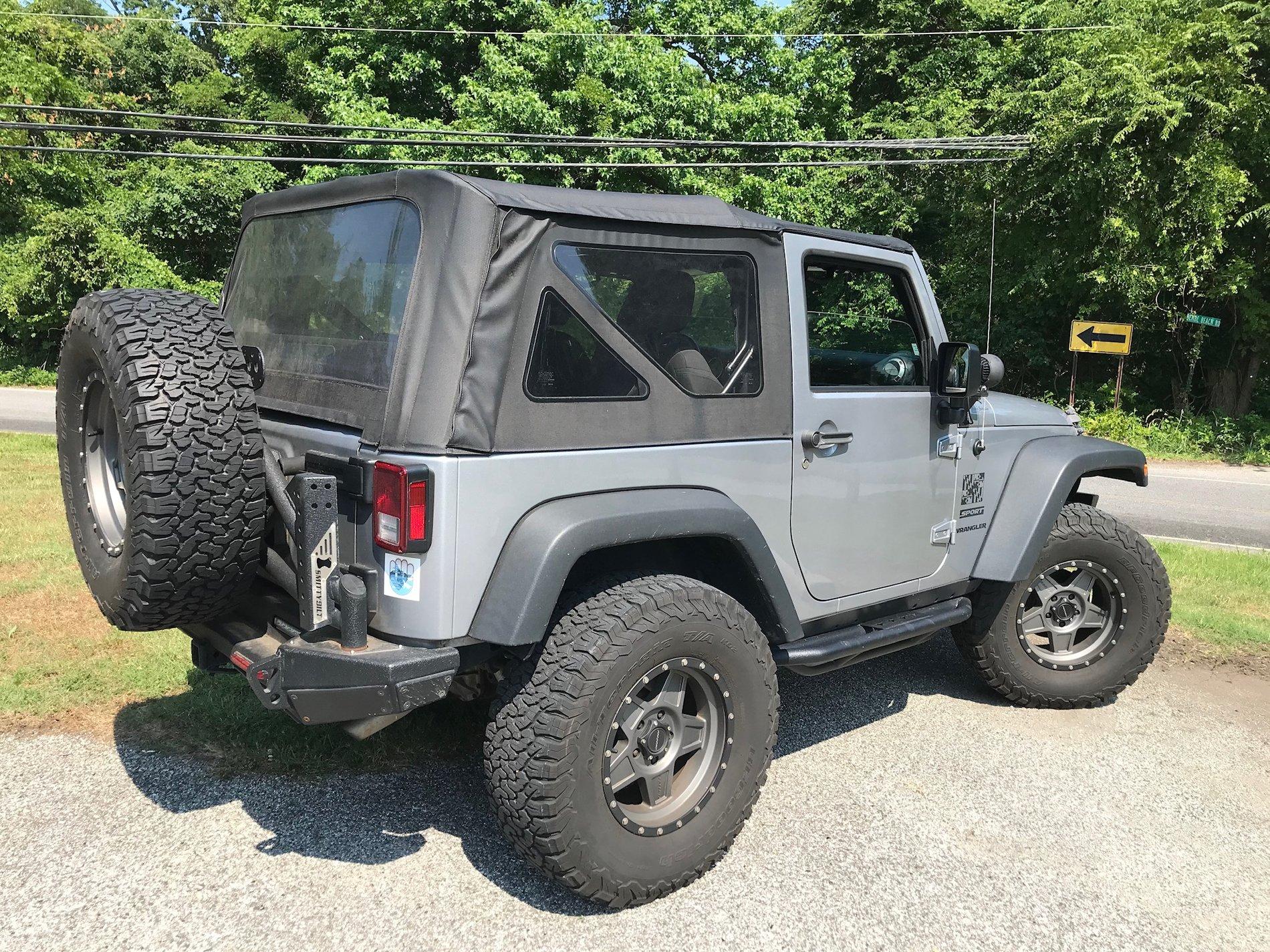 Jeep Gladiator 2015 Jeep Wrangler JK $25,000 E5C0BCF7-7C1E-46FA-A4AC-A8E11CE8C9ED