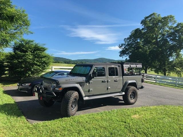 Jeep Gladiator STING GRAY Gladiator JT Club C0677BC3-FCB4-45EA-990D-DFCD117606ED