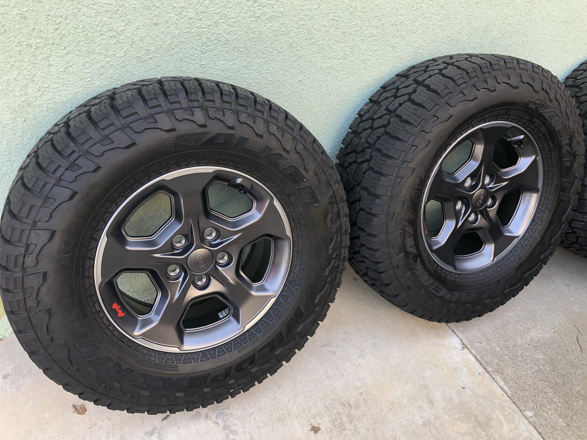 Jeep Gladiator JTR take-off parts for sale...MAKE AN OFFER!!! IMG_3244