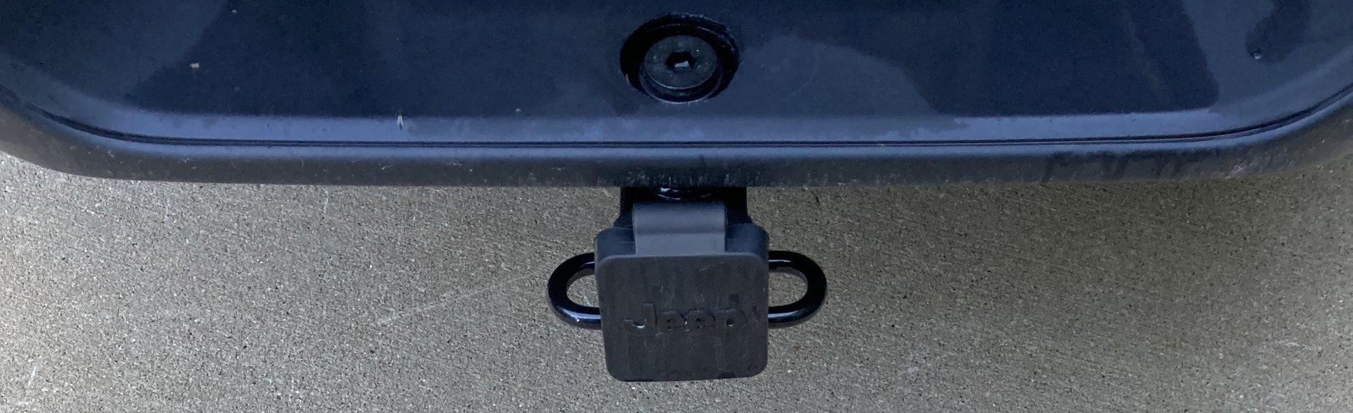 Jeep Gladiator Covering the hitch cut in? B90A6B81-5C65-4269-AF55-EE80BEE24613_1_201_a