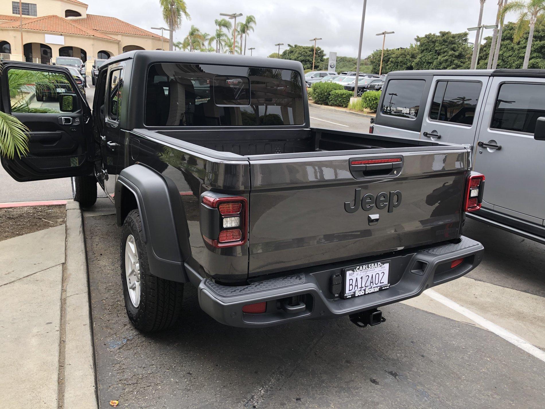 Jeep Gladiator Just Ordered? Check in HERE! BA9DAEC4-6516-49C2-B7E6-980074083DB3