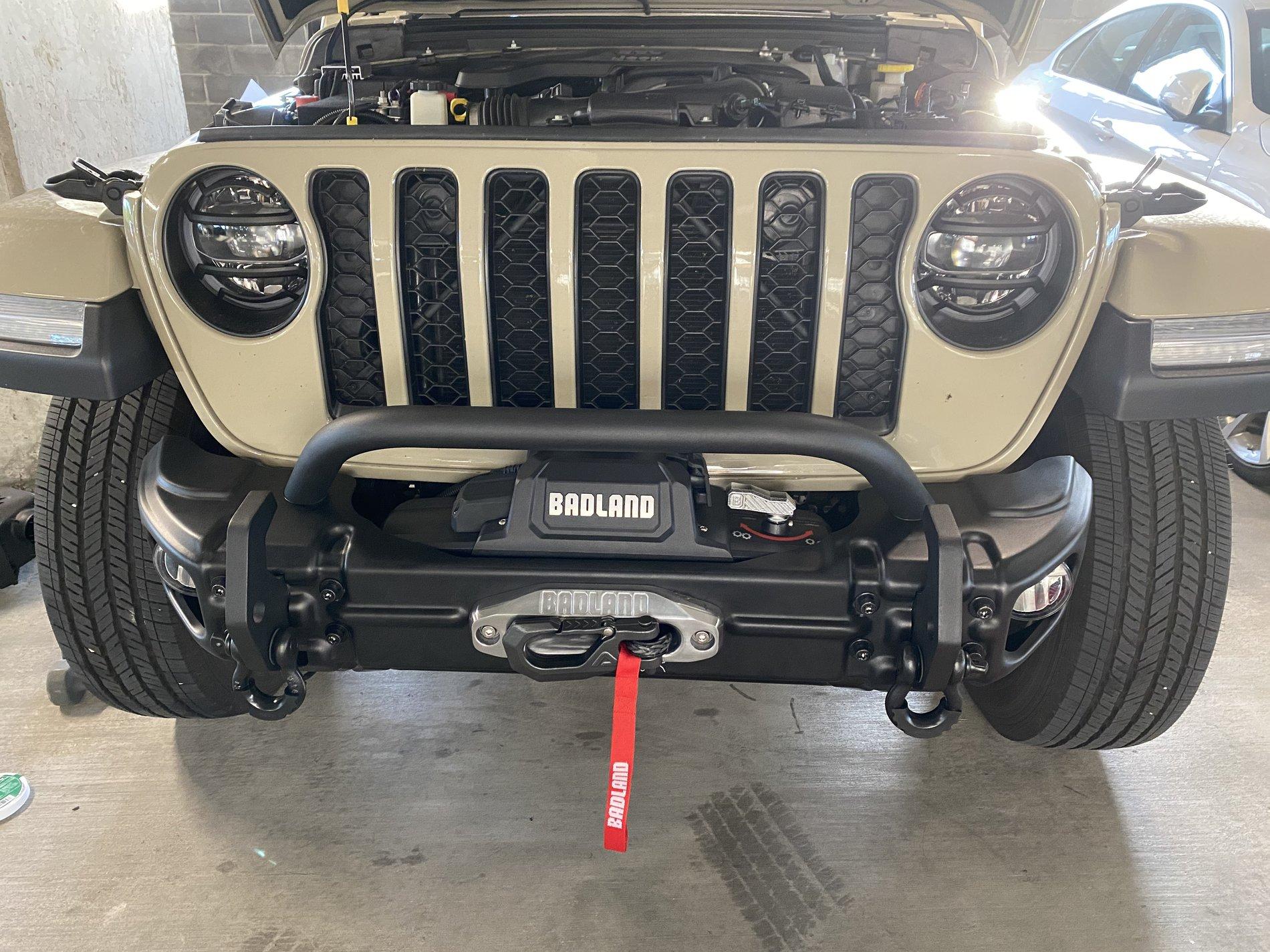 Jeep Gladiator Rugged Ridge Arcus Bumper & Warn Winch Upgrade IMG_7974