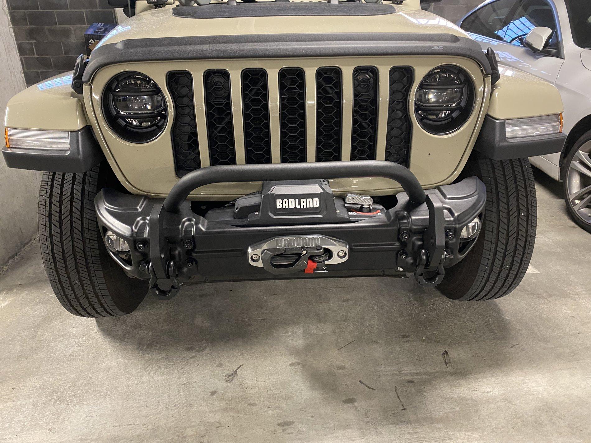 Jeep Gladiator Rugged Ridge Arcus Bumper & Warn Winch Upgrade IMG_7978