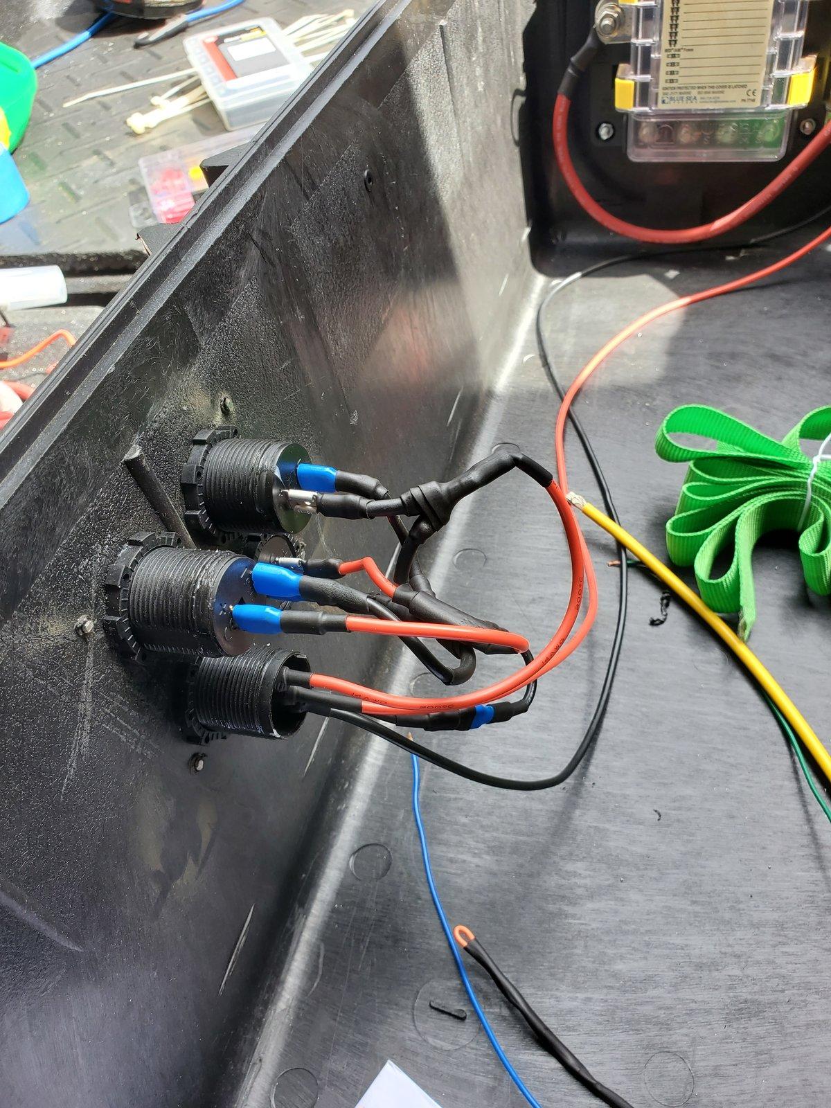 Jeep Gladiator Portable Power Box 20200629_154318