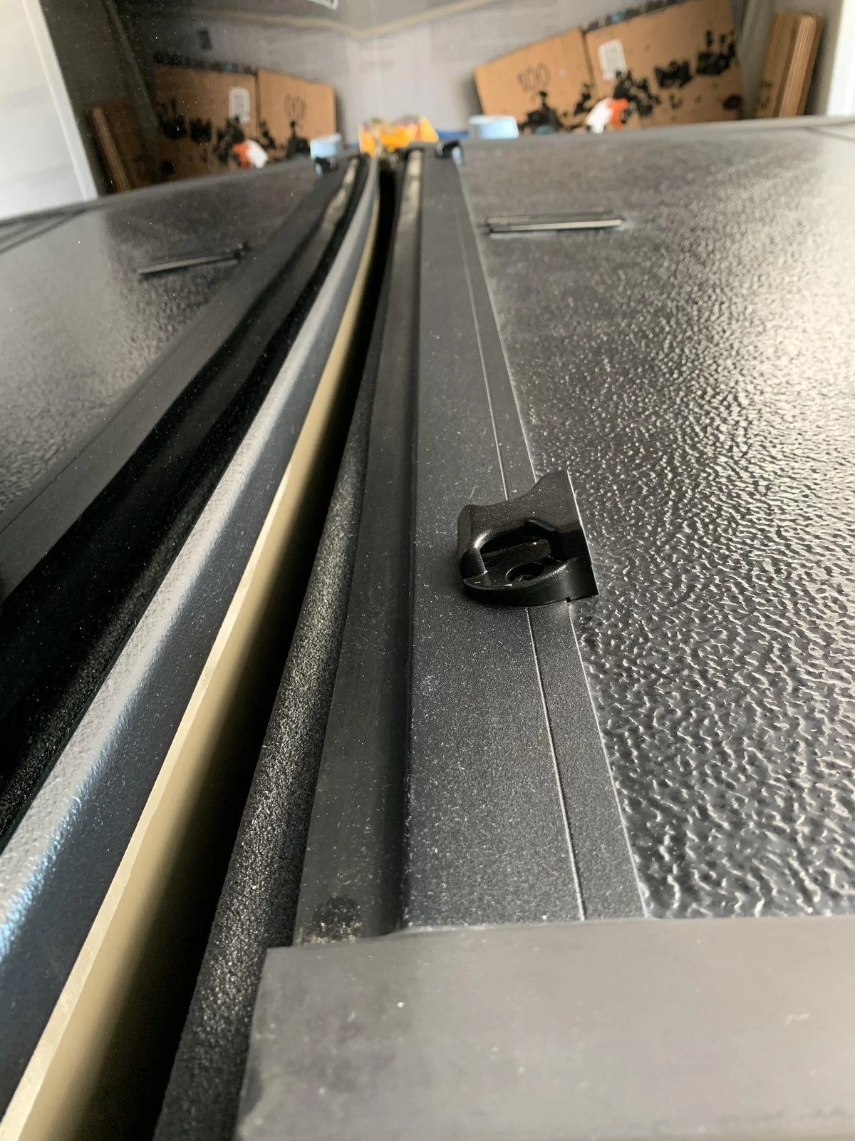 Jeep Gladiator Tonneau Cover Photos and Fit, I need help making a choice. A266E35C-B626-4A15-B4FE-7B237CD2B852