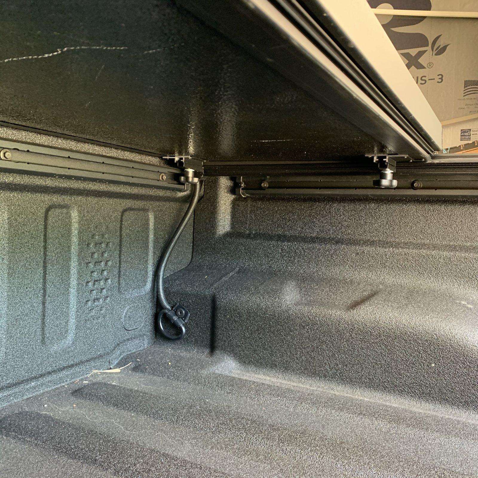 Jeep Gladiator Tonneau Cover Photos and Fit, I need help making a choice. 9F47D206-6E88-4EFB-8DCD-E08D5F26334D