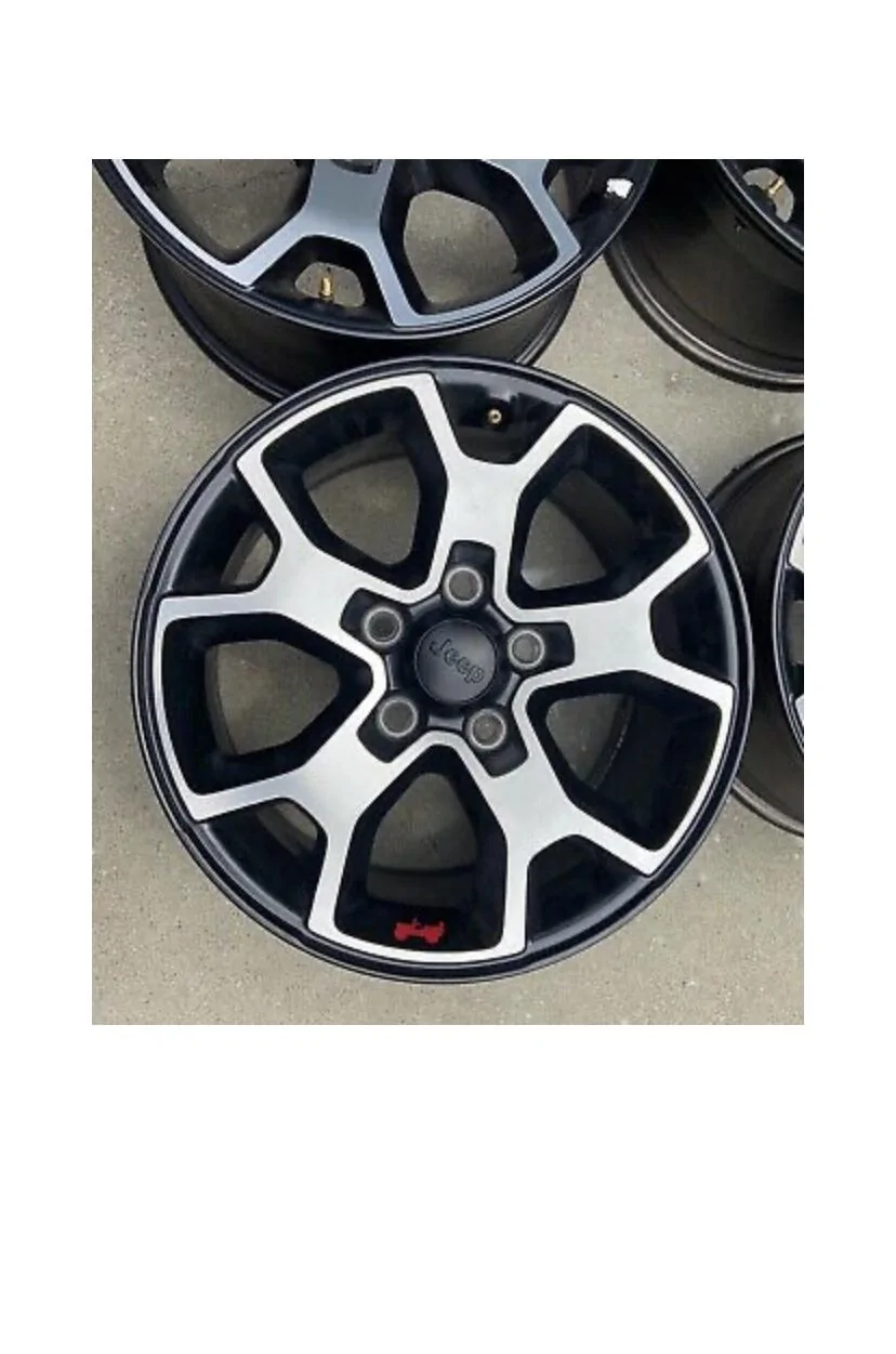 Jeep Gladiator (5) JL RUBICON WHEELS 0CB2D66F-C969-4E9C-8FB9-D3FCF8A325B7