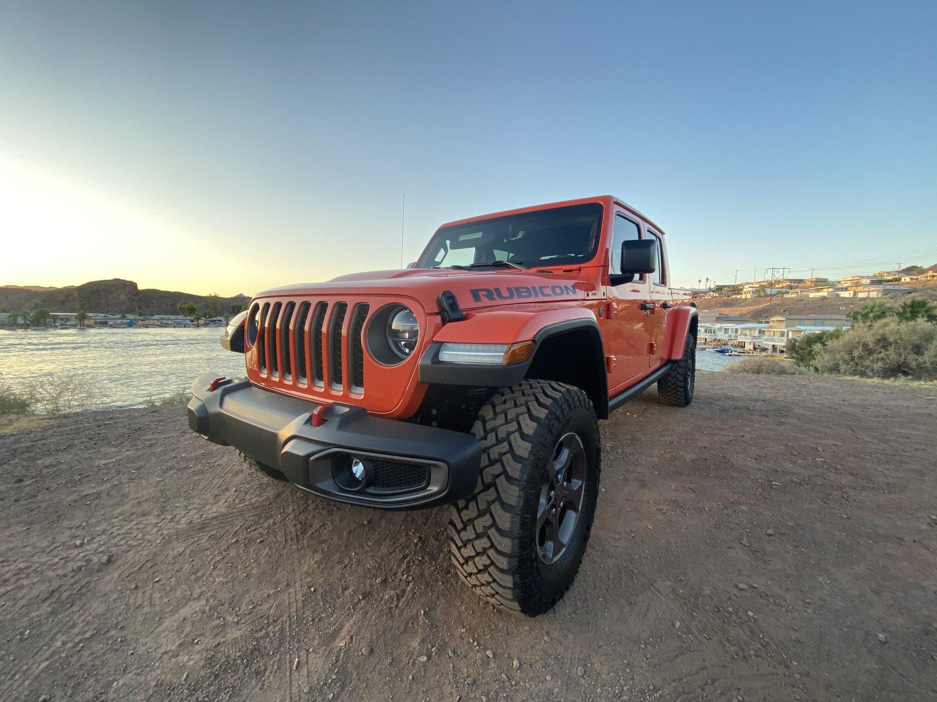 Jeep Gladiator PUNK'N Gladiator JT Club D26B710B-C5D5-4507-9E4F-9CD0D7127469