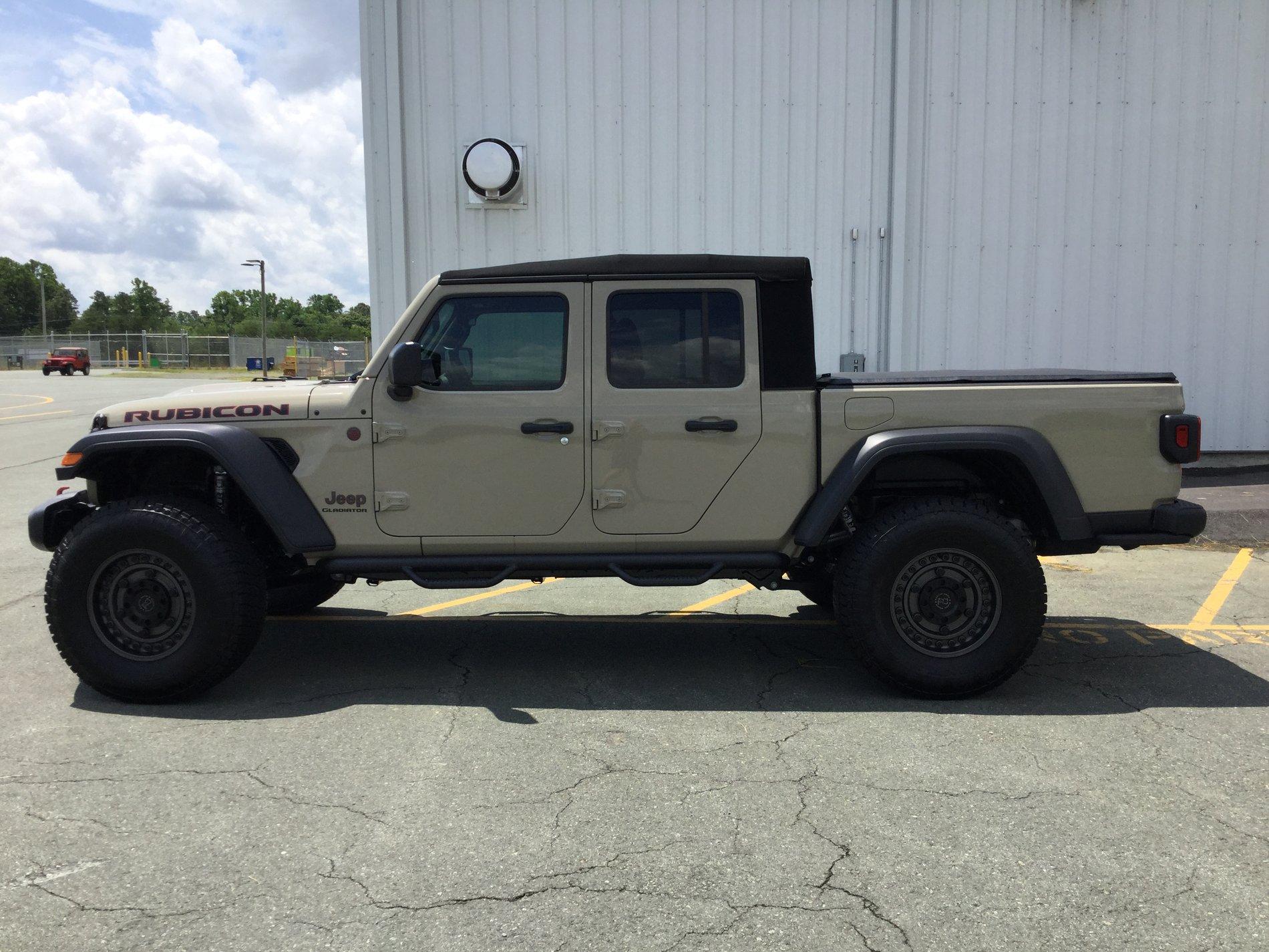 Jeep Gladiator Gladiators on Mopar 2" Lift Kit 65E22ED5-A254-4D17-A7A3-0CAF86294ABE