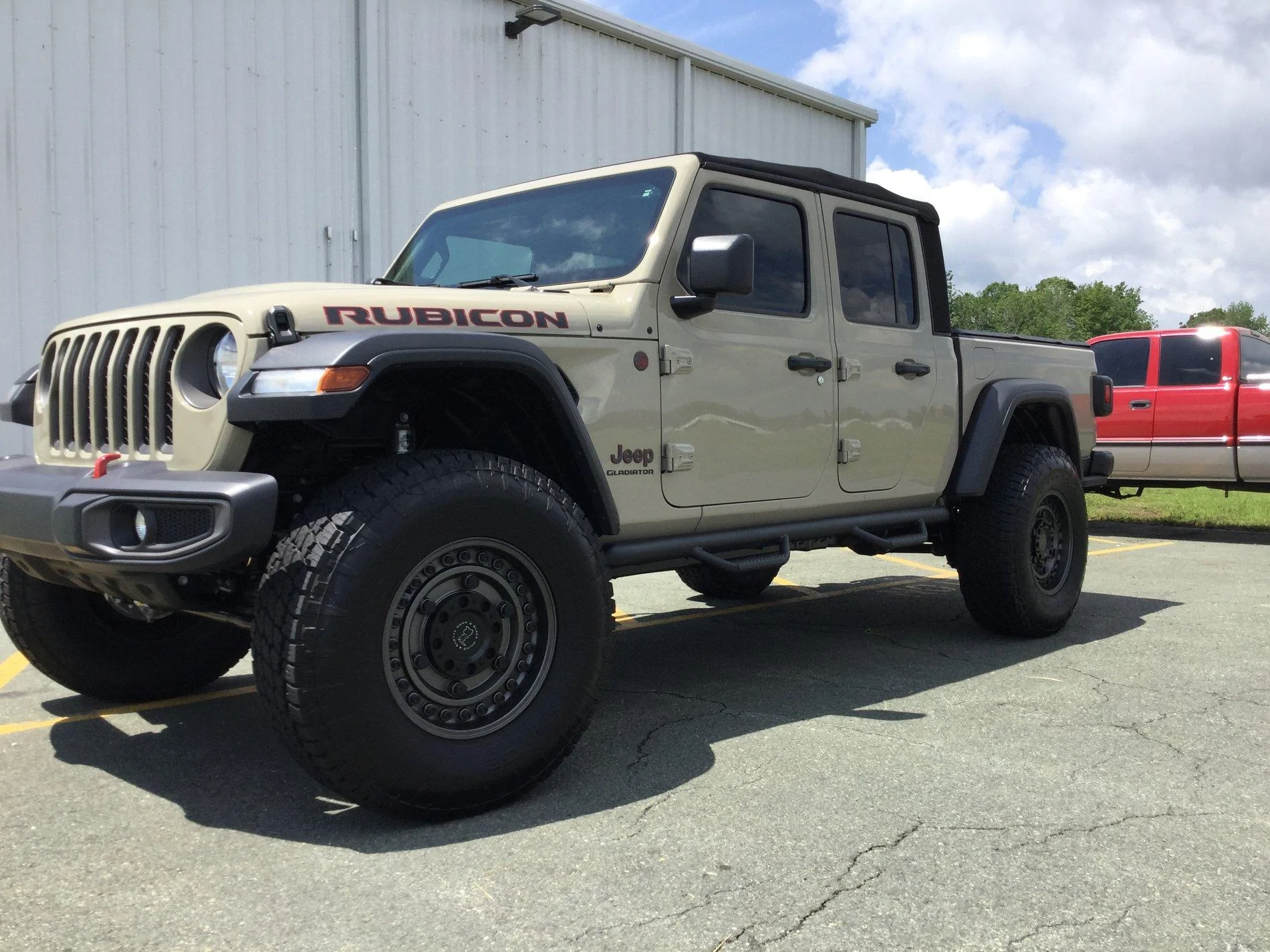 Jeep Gladiator Gladiators on Mopar 2" Lift Kit 6275C6B1-16B1-4D75-BC9A-EFC5CE6024AD