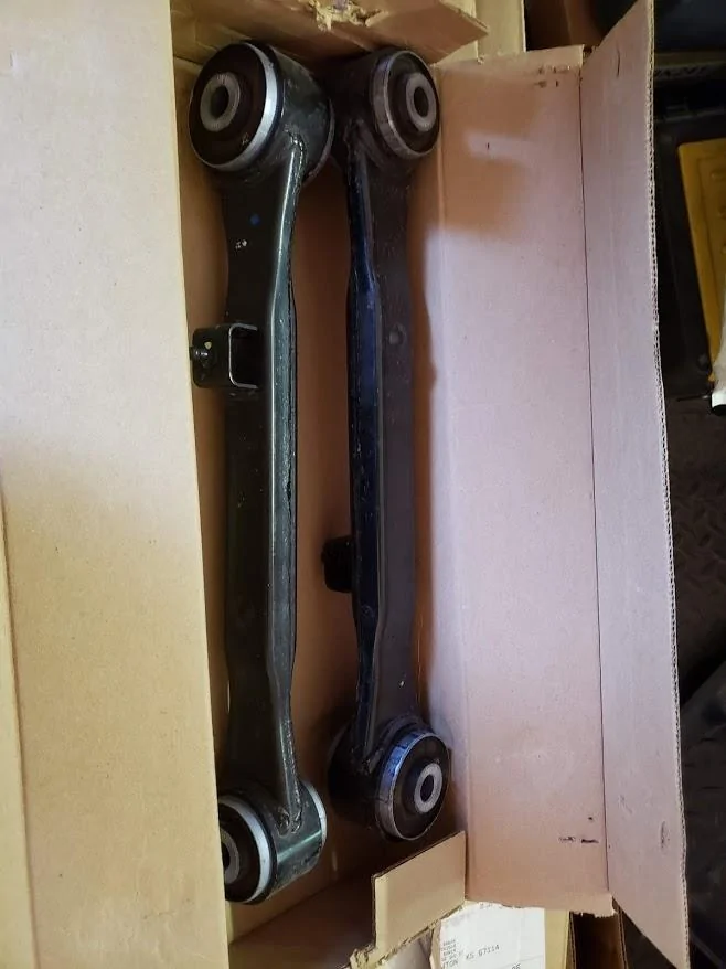 Jeep Gladiator 2020 Gladiator Rubicon suspension less than 500 miles rear upper control arms