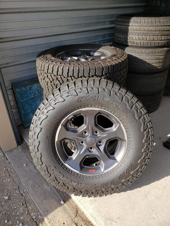 Jeep Gladiator 2020 Gladiator Rubicon wheels and tires tires 1