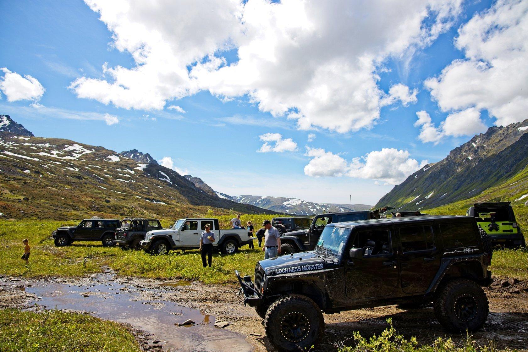 Jeep Gladiator Alaska Lunch Break 2